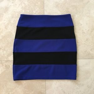 🚫SOLD🚫 🔆2 for $15🔆 Midi skirt